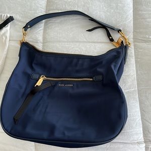 Authentic Marc Jacobs shoulder bag in perfect condition